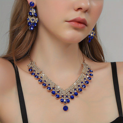 Luxurious And Fashionable Bohemian-style Set For Women With 3 Pieces Of Inlaid Rhinestone. Perfect For Banquets, Parties, Or As A Gift.