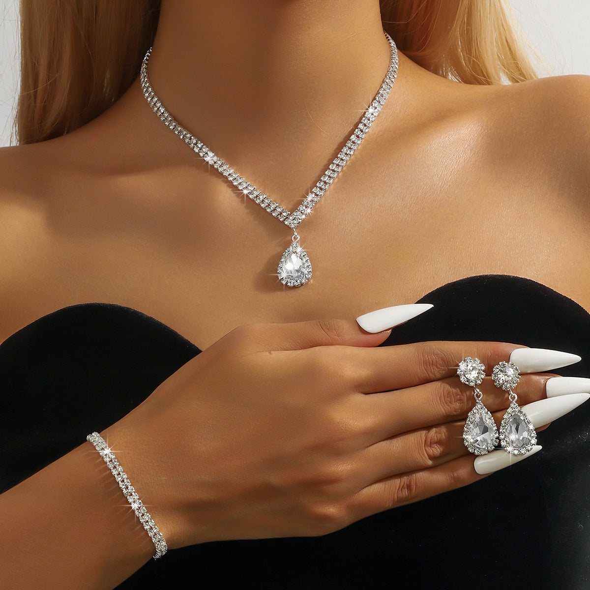 4pcs Elegant Wedding Jewelry Set - Diamond-Encrusted Necklace, Earrings, Bracelets & Rings - Sparkling Rhinestone & Copper Plated Jewelry for Women - Perfect for Weddings, Wedding Jewelry, Bridal Jewelry