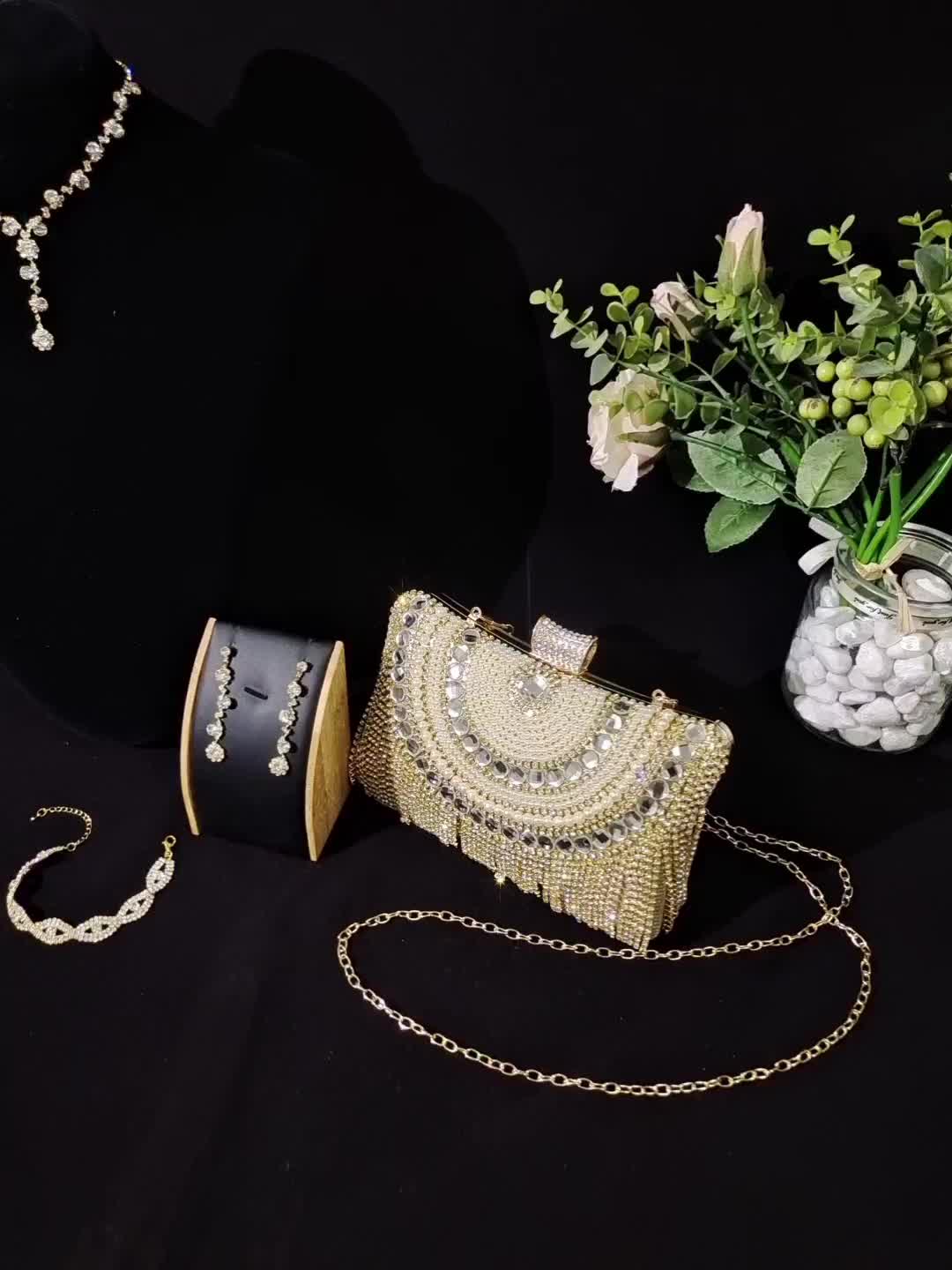 4pcs Elegant Women'S Luxury Evening Set - Diamond-encrusted Evening Dress, Full Diamond Clutch, Chain Bag, Small Handbag, Rhinestone Necklace, Earrings, Bracelet Set - Geometric Pattern, Metal Material, Buckle Closure, Polyes